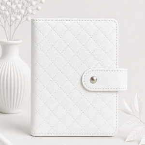 https://prettythings.dk/wp-content/uploads/2025/11/A6-quiltet-binder-white.png
