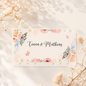 https://prettythings.dk/wp-content/uploads/2026/08/Kuvert-med-lyse-farver.png