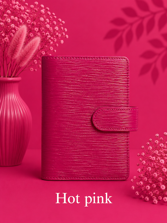https://prettythings.dk/wp-content/uploads/2026/08/Saffaino-A6-hot-pink.png